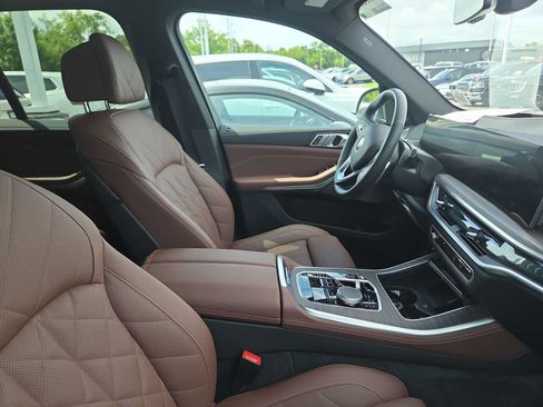 Used 2026 BMW X5 xDrive40i AWD/4WD image 3