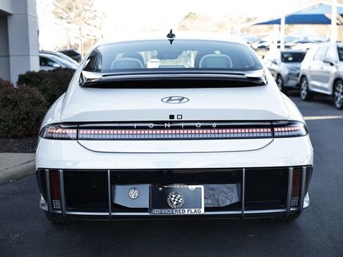 Used 2024 Hyundai Ioniq 6 SEL image 10