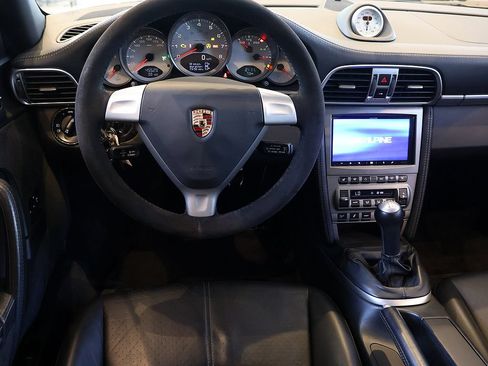 Used 2005 Porsche 911 Carrera S RWD image 60