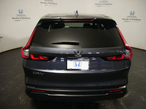 Used 2025 Honda CR-V EX-L image 5