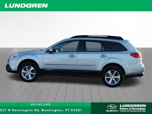 Used 2013 Subaru Outback 3.6R Limited w/ Moonroof Pkg image 28
