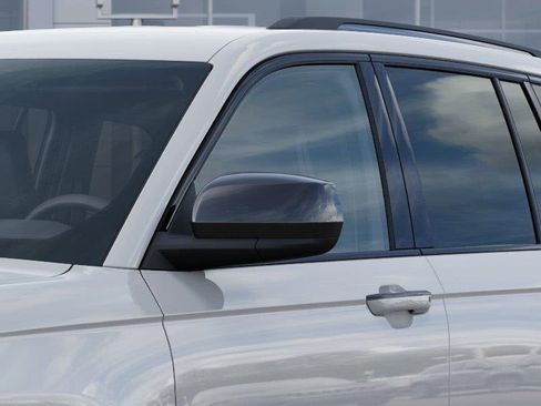 New 2025 Jeep Grand Cherokee Altitude image 12