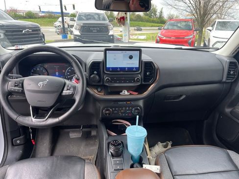 Used 2021 Ford Bronco Sport Outer Banks image 10