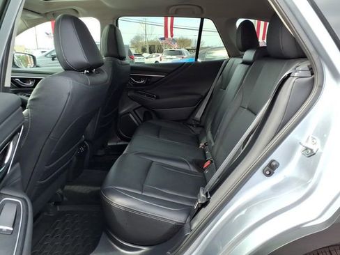 Used 2023 Subaru Outback Touring image 5