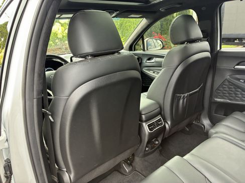 Used 2023 Hyundai Santa Fe Calligraphy FWD image 15