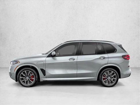 New 2026 BMW X5 xDrive50e w/ M Sport Package AWD/4WD image 3