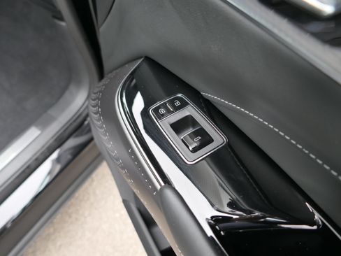 Certified 2024 Cadillac Lyriq Tech RWD image 29