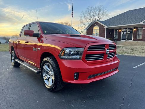 Used 2015 RAM 1500 Sport w/ Convenience Group image 14