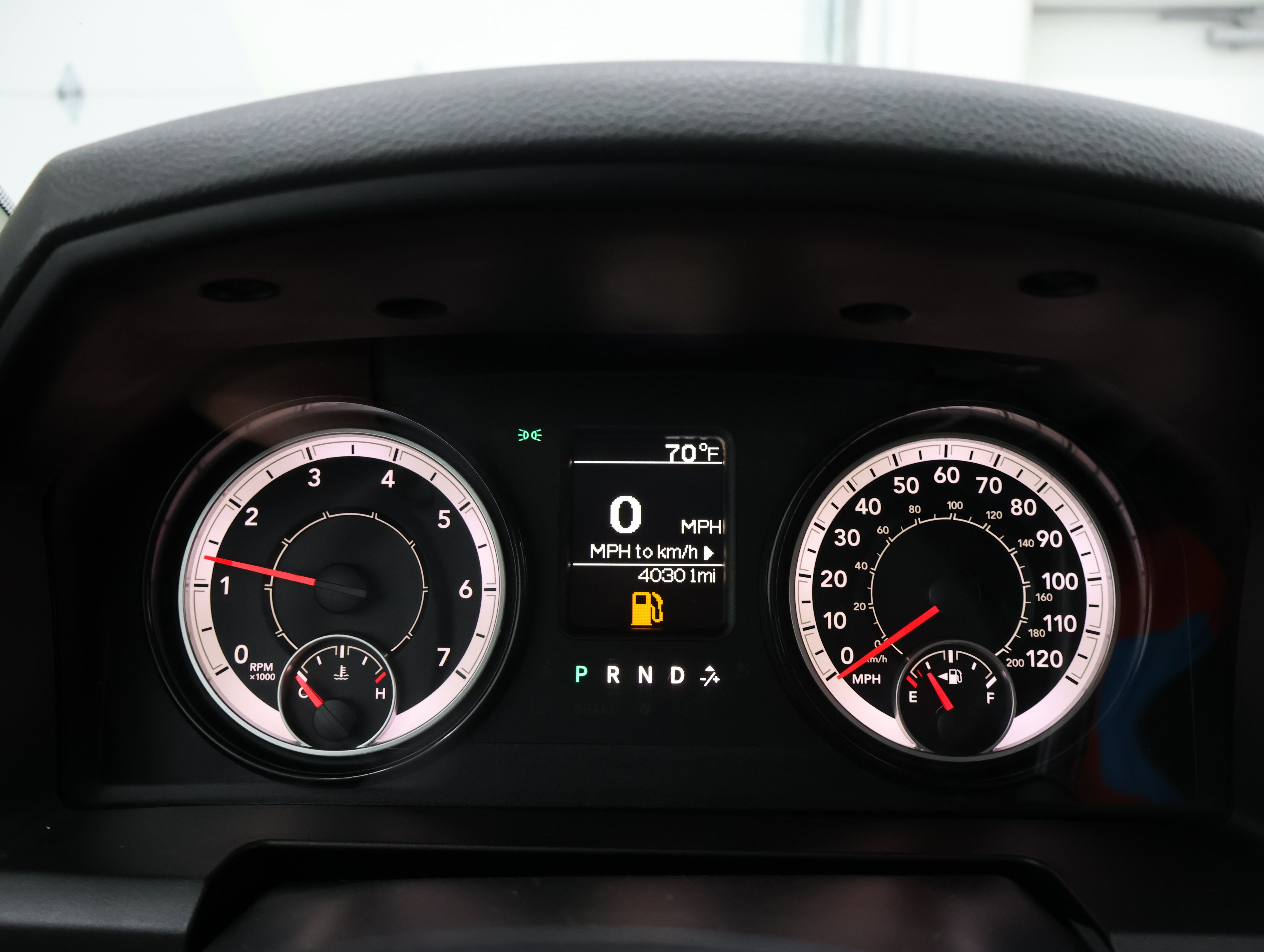 Used 2018 RAM 2500 Tradesman w/ Chrome Appearance Group AWD/4WD image 10