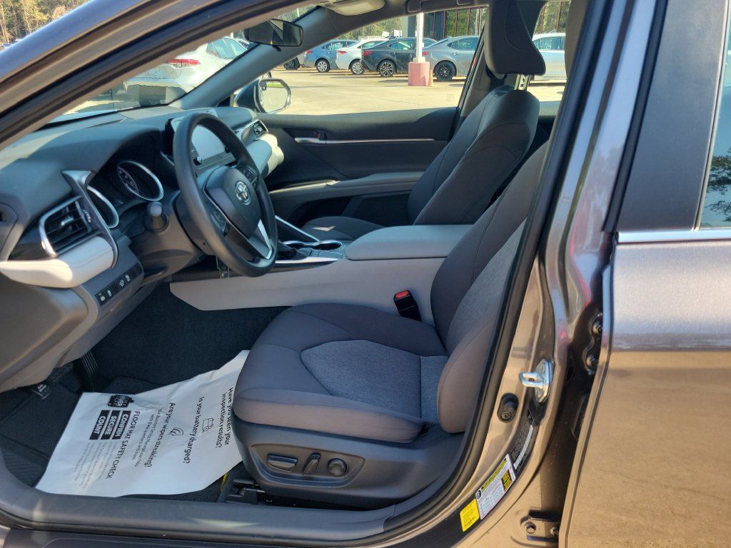 Used 2024 Toyota Camry LE FWD image 15