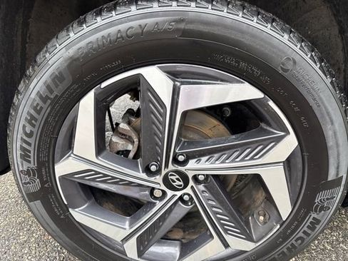 Certified 2024 Hyundai Tucson Limited image 9