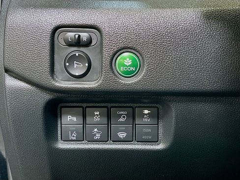 Used 2023 Honda Ridgeline RTL-E image 10