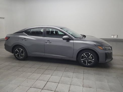 Used 2024 Nissan Sentra SV FWD image 11