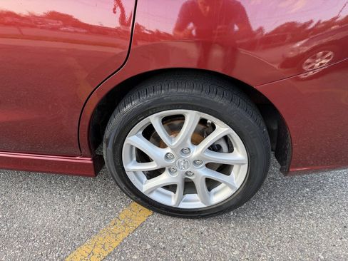 Used 2012 MAZDA MAZDA5 Grand Touring FWD image 19