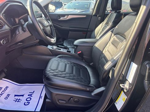 Used 2024 Ford Escape Platinum w/ Premium Technology Package image 12