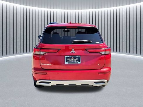 Used 2024 Mitsubishi Outlander SE AWD/4WD image 5