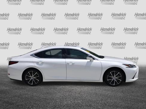 Used 2024 Lexus ES 350 w/ Premium Package FWD image 10