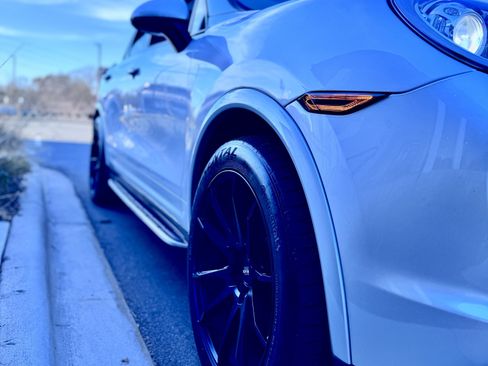 Used 2014 Porsche Cayenne Turbo S AWD/4WD image 87