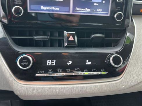 Certified 2020 Toyota Corolla LE image 17