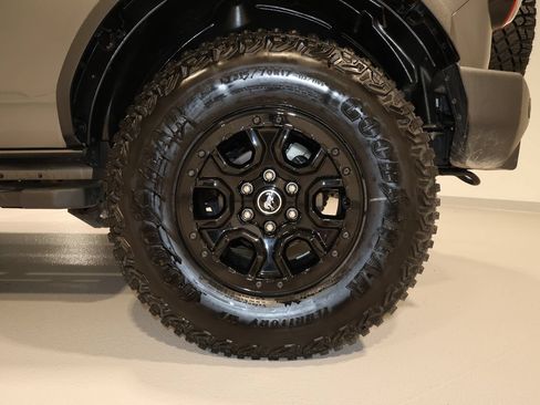 Used 2024 Ford Bronco Wildtrak AWD/4WD image 33