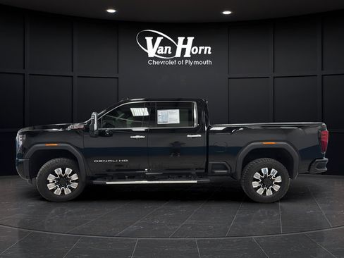 Used 2025 GMC Sierra 2500 Denali w/ Denali Reserve Package AWD/4WD image 4