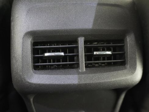 Used 2022 Chevrolet Equinox LT FWD image 27