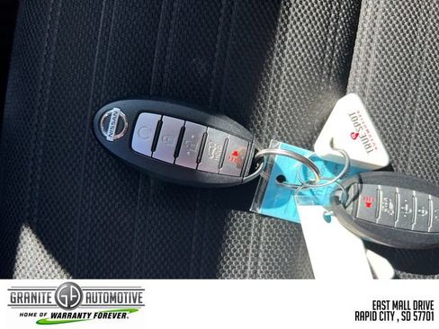 Used 2026 Nissan Rogue SV AWD/4WD image 29