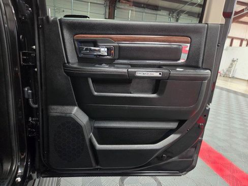 Used 2018 RAM 3500 Laramie w/ Convenience Group image 36