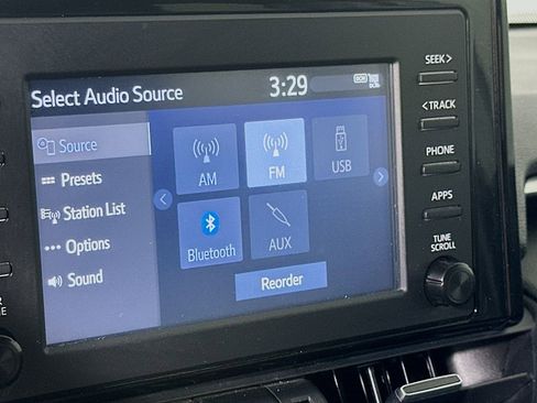 Used 2019 Toyota RAV4 XLE Premium image 26