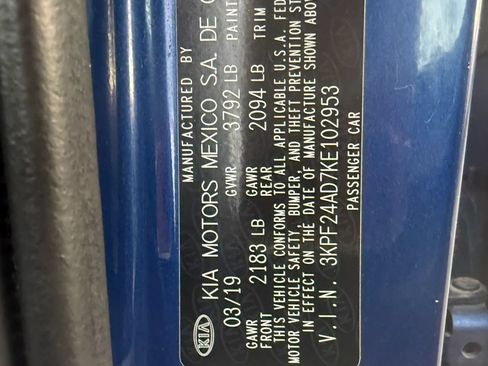 Used 2019 Kia Forte LXS FWD image 32