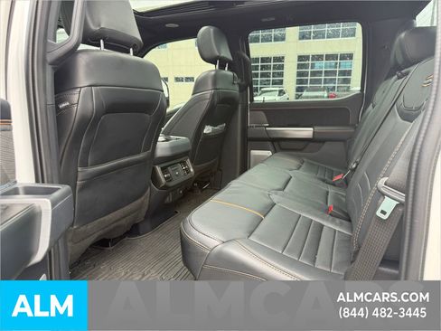 Used 2024 Ford F250 Platinum image 13