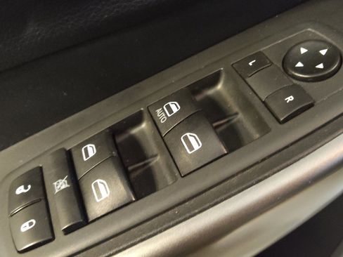 Used 2020 Jeep Cherokee Latitude image 27