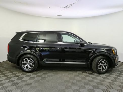 Used 2022 Kia Telluride EX w/ Towing Package image 13