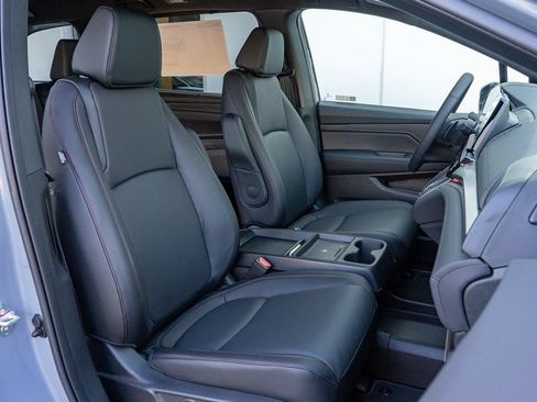 New 2026 Honda Odyssey Sport-L image 17