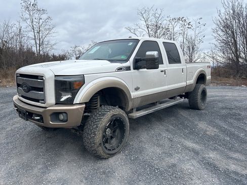Used 2012 Ford F250 King Ranch w/ King Ranch w/Chrome Pkg image 4