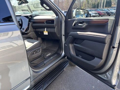 New 2026 GMC Yukon XL Denali image 47