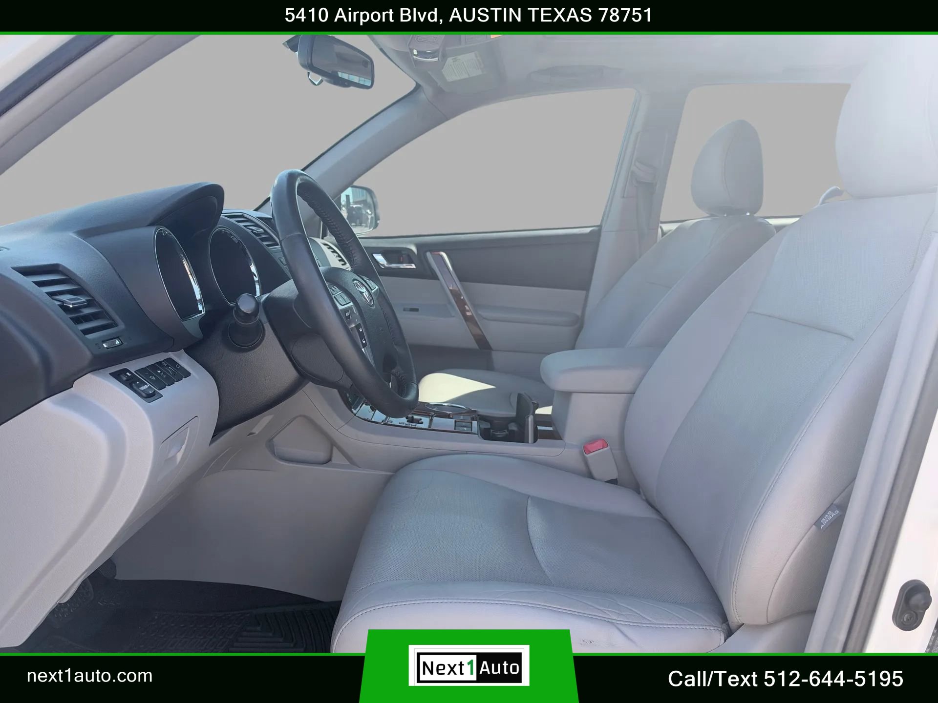 Used 2012 Toyota Highlander Limited w/ Tow Pkg AWD/4WD image 20
