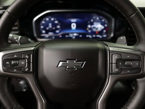 Used 2024 Chevrolet Silverado 1500 ZR2 AWD/4WD image 11