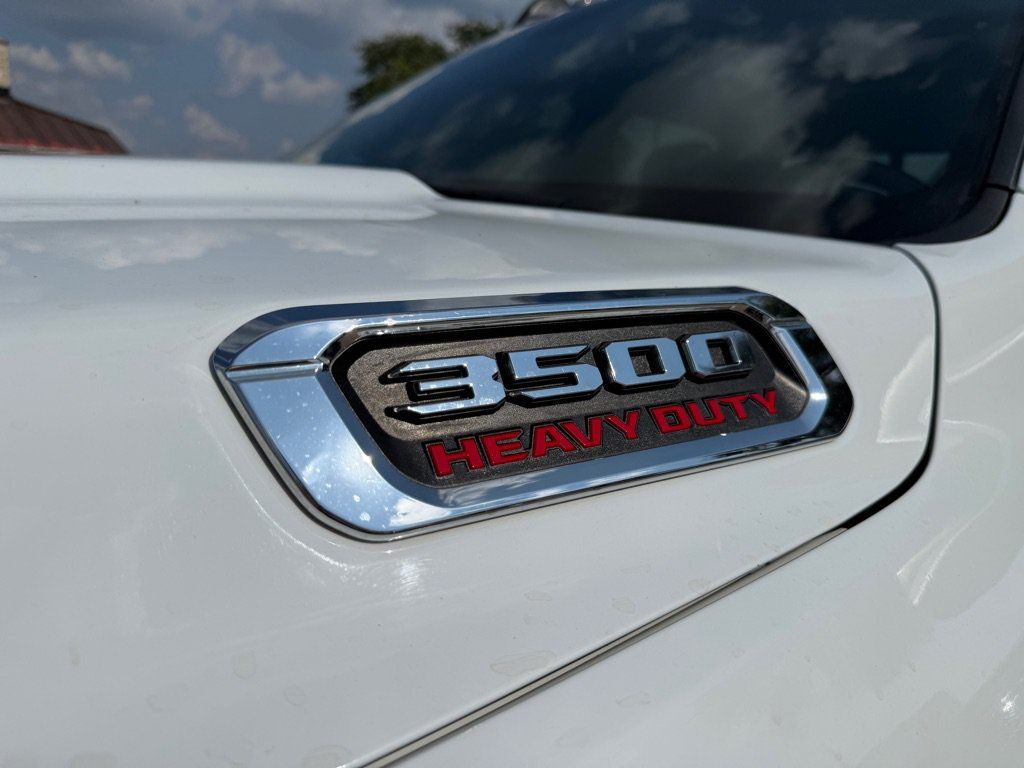 Used 2022 RAM 3500 Tradesman AWD/4WD image 10