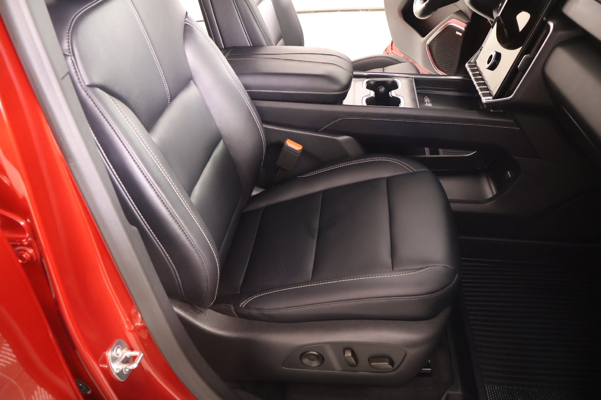Used 2026 GMC Acadia Elevation w/ Black Edition FWD image 14