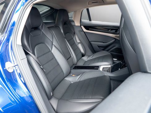 Certified 2024 Porsche Panamera 4 AWD/4WD image 43