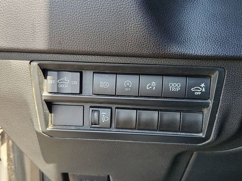 Used 2023 Toyota Tundra SR5 image 15