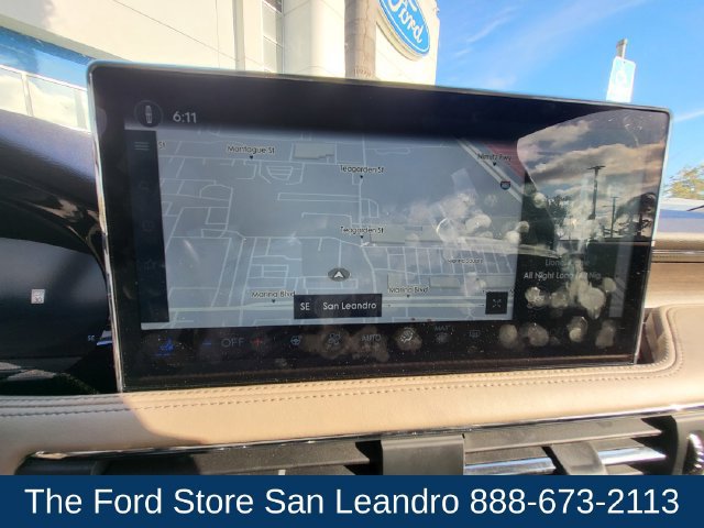 Used 2023 Lincoln Corsair FWD w/ Equipment Group 101A image 9