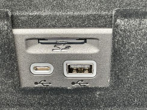 Certified 2024 Cadillac XT5 Premium Luxury w/ Technology Package image 27