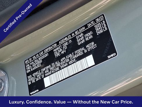 Certified 2024 Volvo XC40 B5 Plus w/ Protection Package Premier AWD/4WD image 29