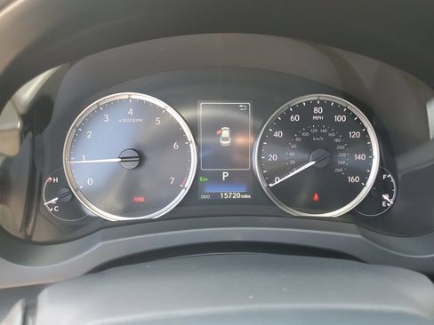 Used 2024 Lexus IS 350 F Sport RWD image 18
