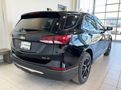 Used 2022 Chevrolet Equinox LT image 36