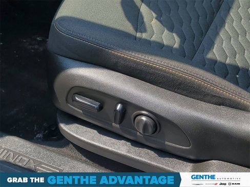 Used 2021 Chevrolet Equinox LT image 10