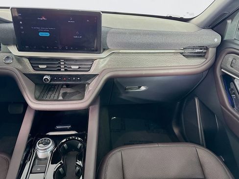 Used 2025 Ford Explorer Platinum w/ Ultimate Package image 27