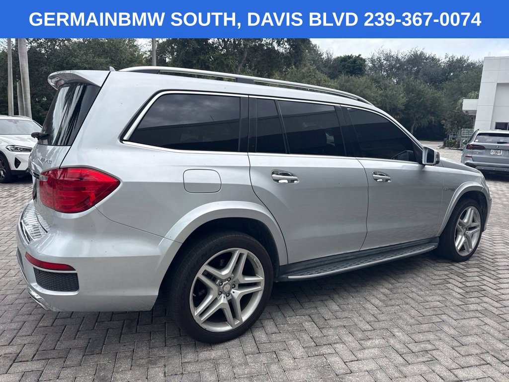 Used 2015 Mercedes-Benz GL 550 4MATIC image 12